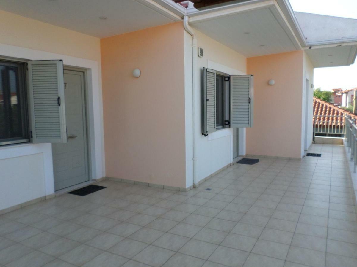 Asfodelos Apartment Hotel Kakovatos Eksteriør billede